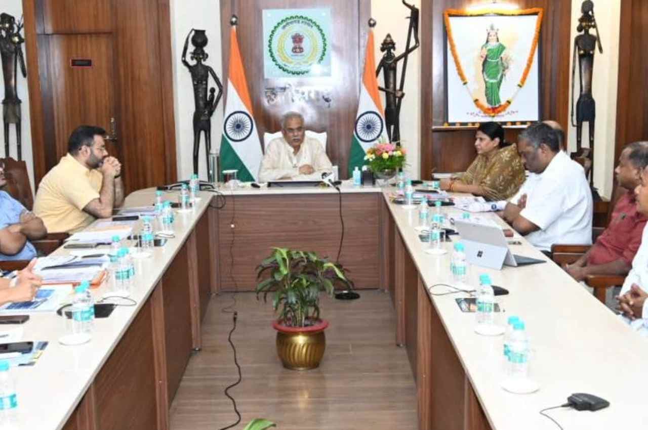 बारिश में विलंब से किसान चिंतित, मुख्यमंत्री ने हरसंभव सहायता का दिलाया भरोसा