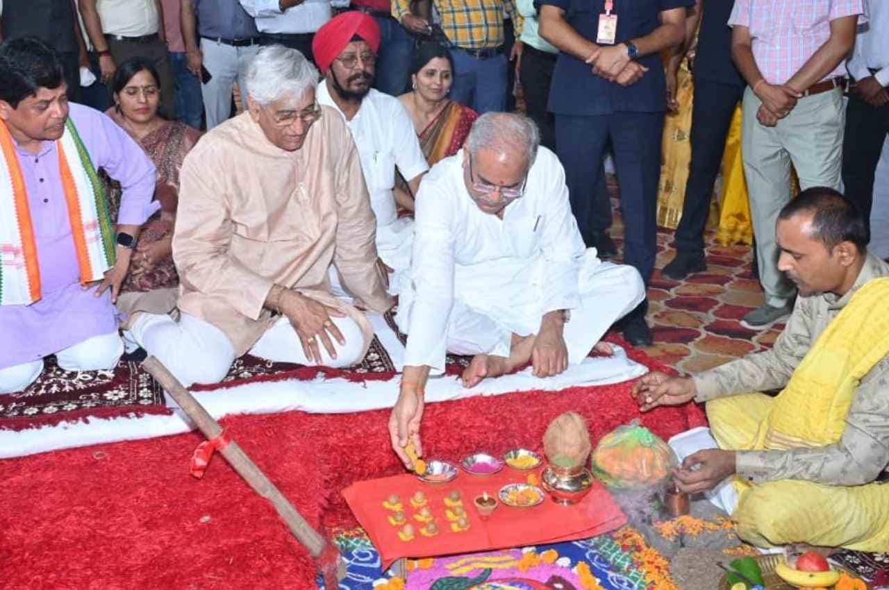रायपुर में बनेगा सिकल सेल का विश्वस्तरीय सेंटर ऑफ एक्सीलेंस, मुख्यमंत्री भूपेश बघेल ने रखी आधारशिला