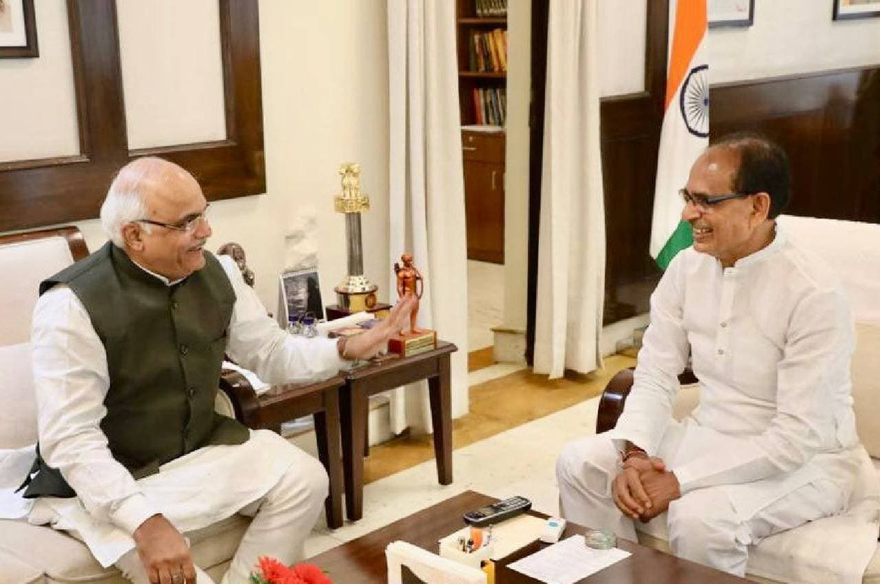 cm shivraj met vinay sahastrabuddhe cm shivraj met vinay sahastrabuddhe