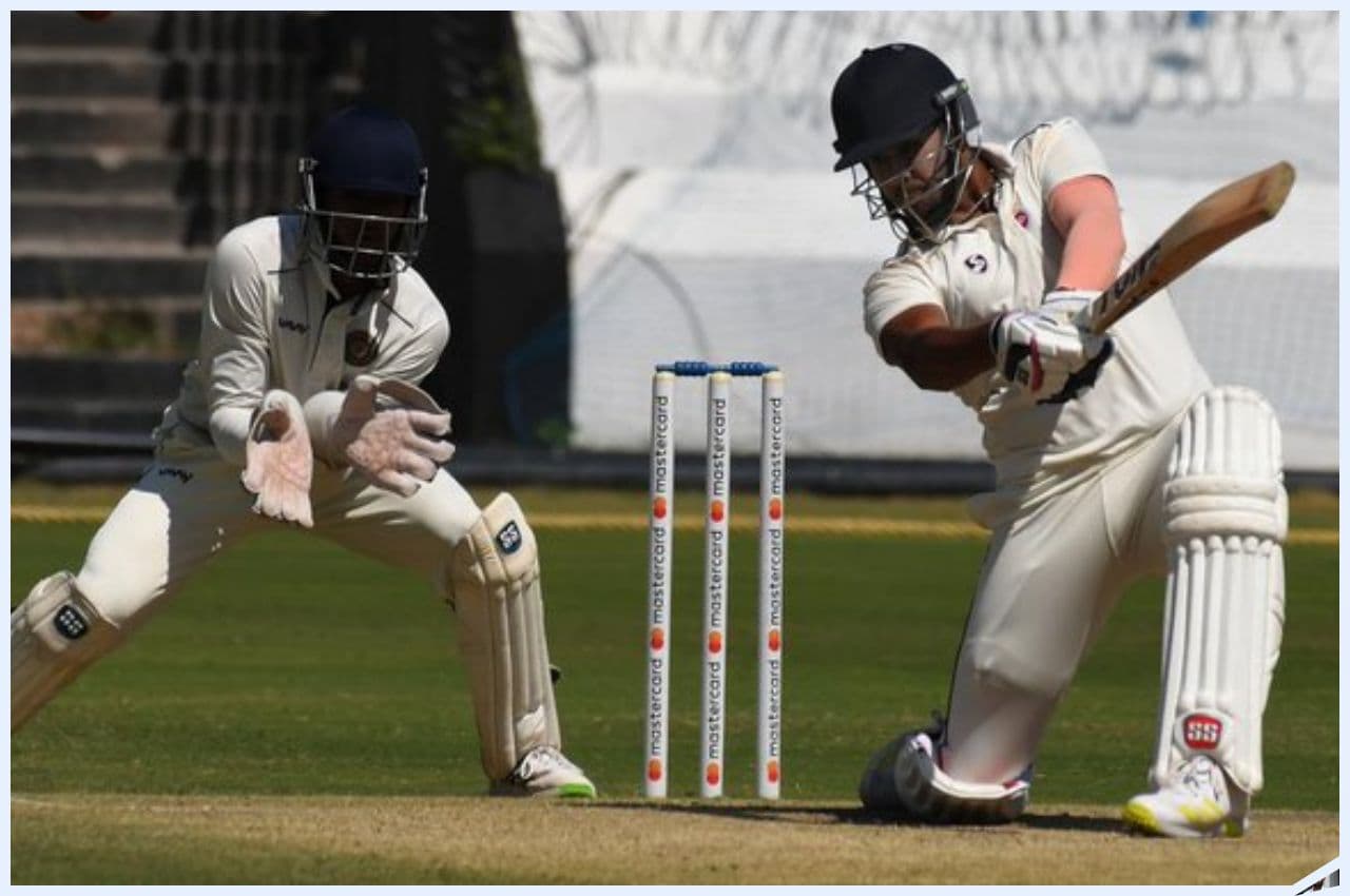 Duleep Trophy 2023: KKR के तेज गेंदबाज ने बल्ले से मचाई तबाही, 9वें नंबर पर उतरकर ठोक डाले 122 रन