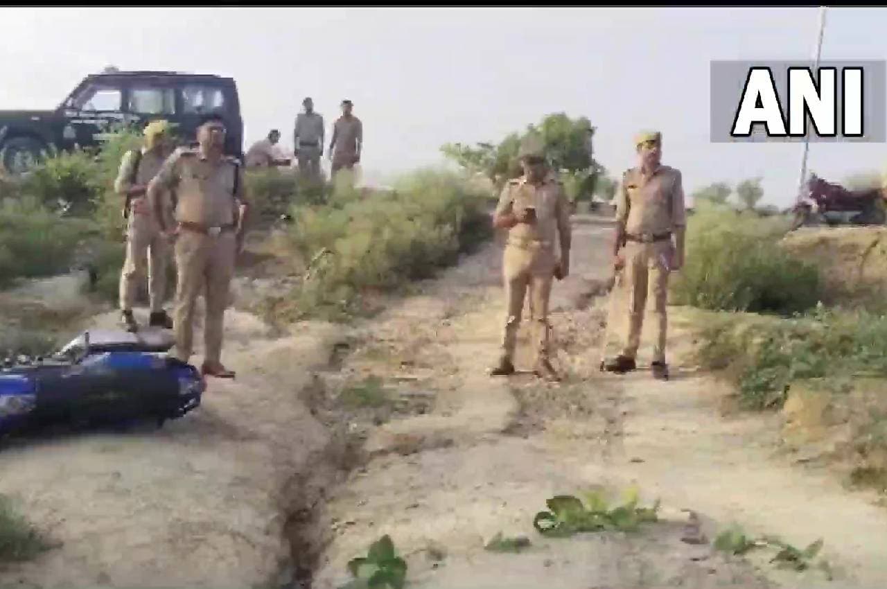 UP Criminal Encounter: यूपी एसटीएफ ने कौशांबी में वांटेड गुफरान को किया ढेर, 1.25 लाख का था इनामी