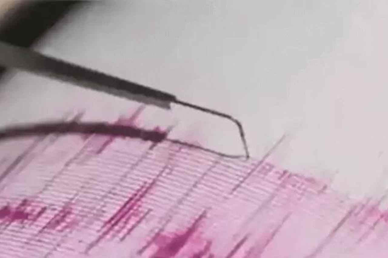 Earthquake: कश्मीर से दिल्ली तक डोली धरती, रिक्टर स्केल पर 5.4 मापी गई तीव्रता