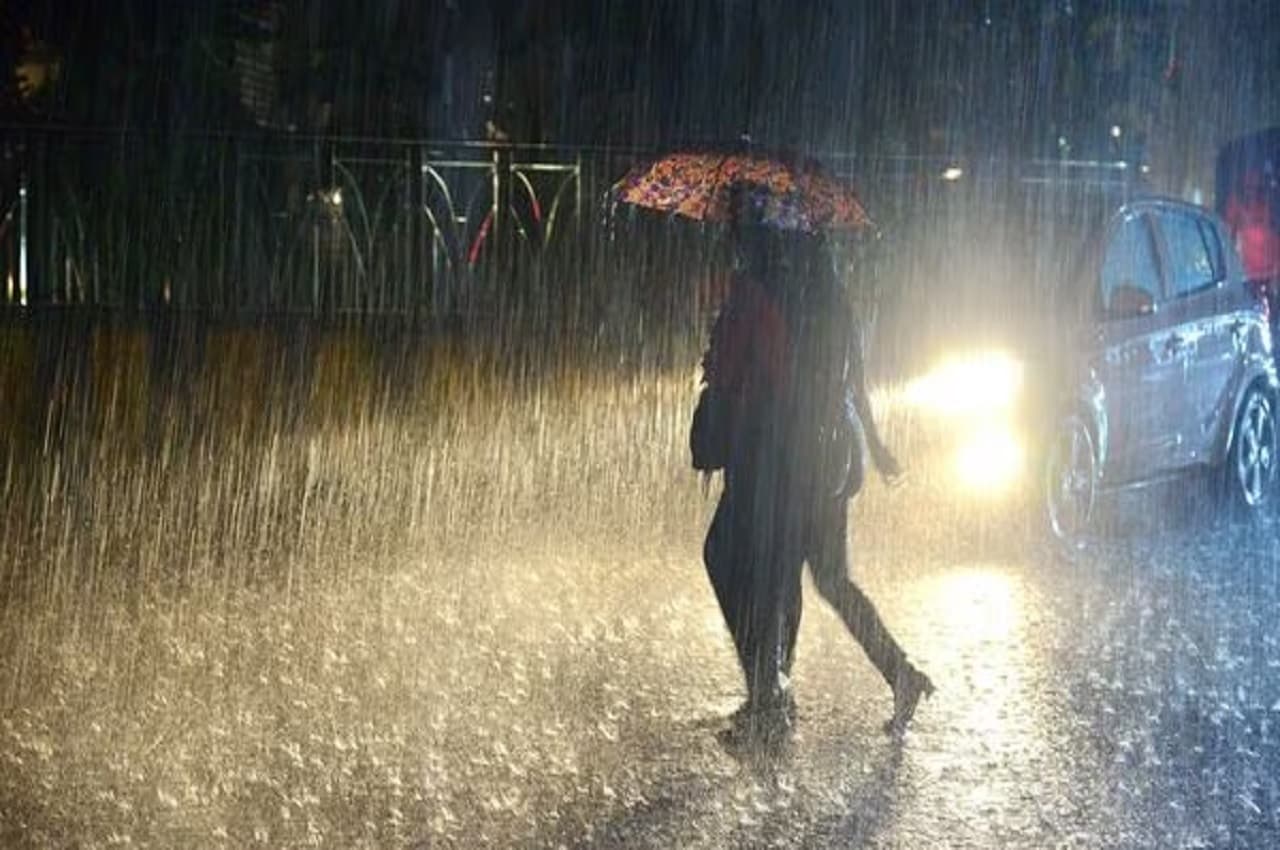 Monsoon Rain Alert: कड़केगी बिजली, होगी भारी बारिश...इन राज्यों के लिए मौसम विभाग का अलर्ट जारी