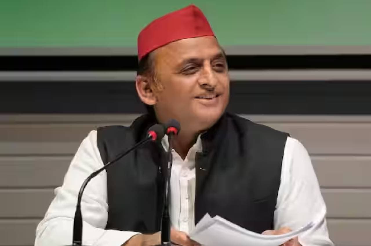 MP में आदिवासी वर्ग को रिझाने में जुटे राजनीतिक दल, अखिलेश यादव करेंगे प्रदेश का दौरा