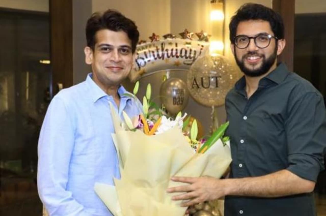 आदित्य ठाकरे को एक और झटका, युवा सेना का यह चेहरा शिंदे की शिवसेना में होगा शामिल