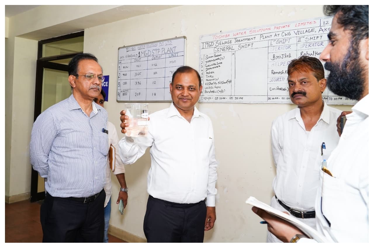 अक्षरधाम वाटर प्लांट का होगा संचालन, दिल्ली जल बोर्ड उपाध्यक्ष सोमनाथ भारती ने मांगा एक्शन प्लान 