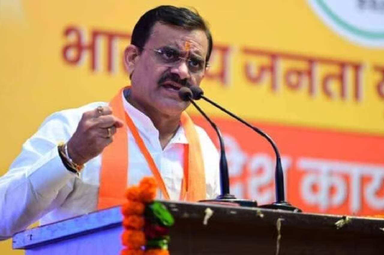 दमोह के गंगा जमुना स्कूल का बाल आयोग ने किया निरीक्षण, VD शर्मा बोले-पूरे मामले की जांच होनी चाहिए