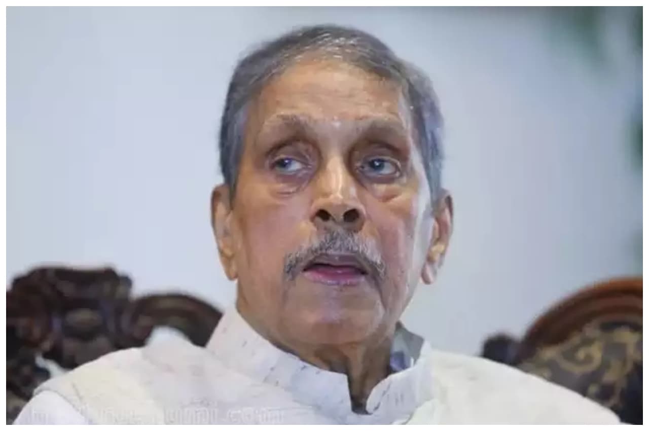 Achani Ravi Passes Away: नहीं रहे मशहूर फिल्म प्रोड्यूसर अचानी रवि, 90 साल की उम्र में ली आखिरी सांस