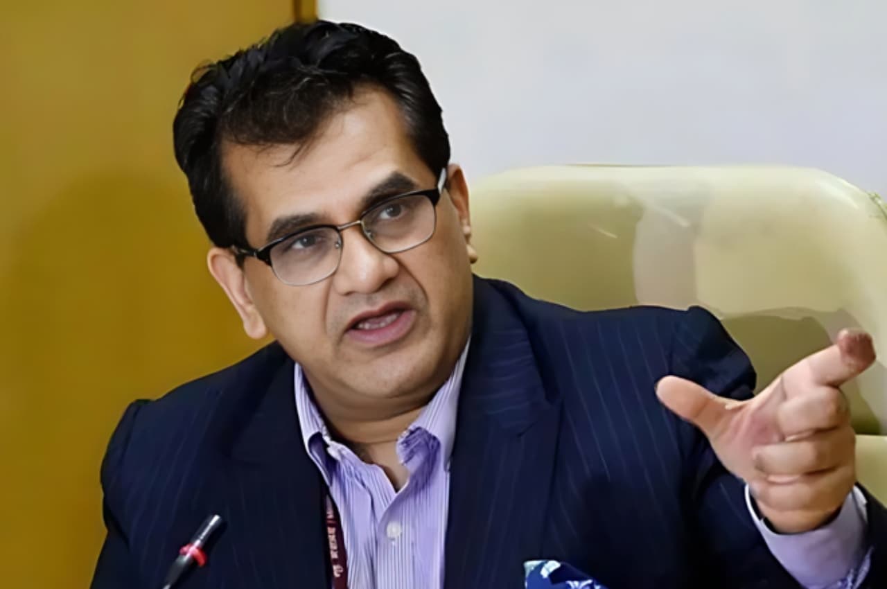 G20 शेरपा अमिताभ कांत का बड़ा बयान, कहा-साल 2030 तक 65% सरकारी सार्वजनिक परिवहन इलेक्ट्रिक हो
