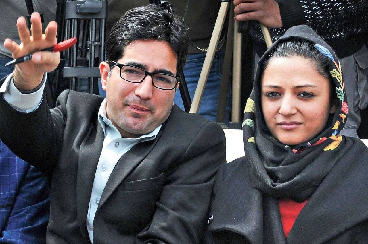 अनुच्छेद 370 पर दाखिल याचिकाओं से शाह फ़ैसल, शेहला राशिद ने वापस लिए नाम; कहा- हम पार्टी नहीं बनना चाहते
