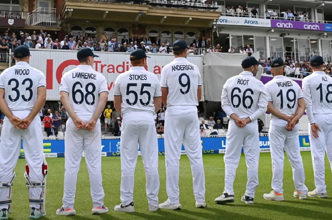 Ashes 2023: उलटी-पुलटी जर्सी पहनकर क्यों उतरे इंग्लैंड प्लेयर्स? कमाल की है वजह