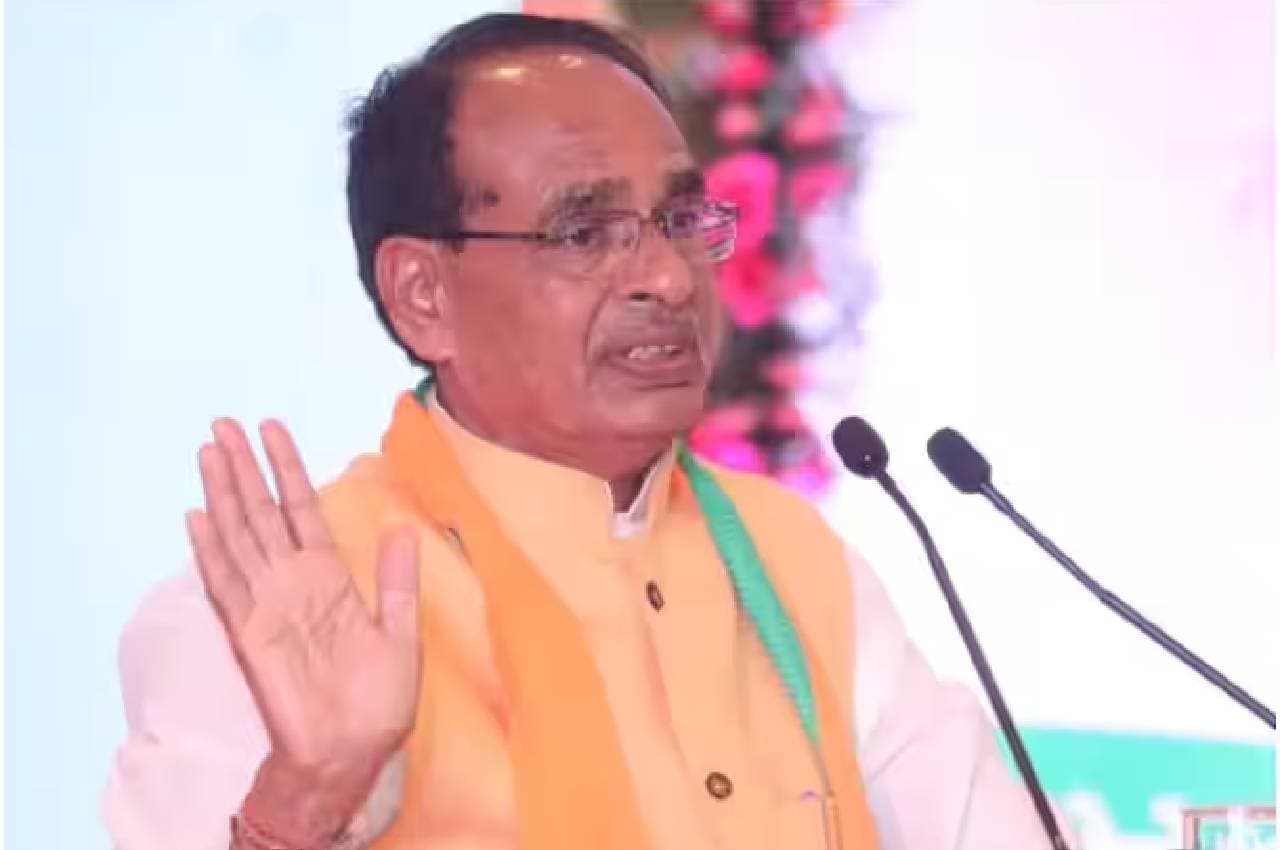 महाराष्ट्र के सियासी घटनाक्रम पर CM शिवराज का बयान, देश मोदीजी के साथ, आगे देखिए क्या होता है