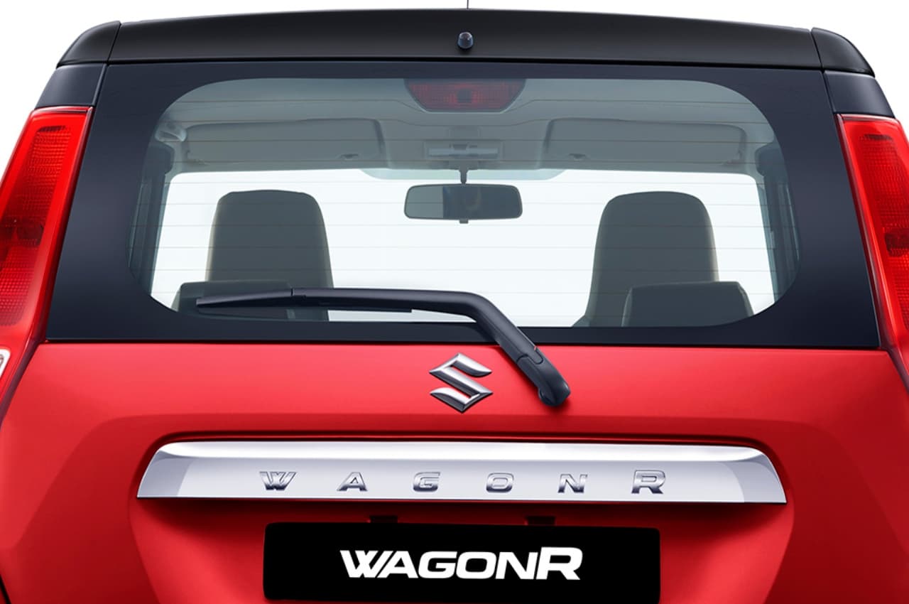 Maruti Suzuki WagonR से हटाया गया रियर डिफॉगर, जानें अब क्या होगी कीमत?
