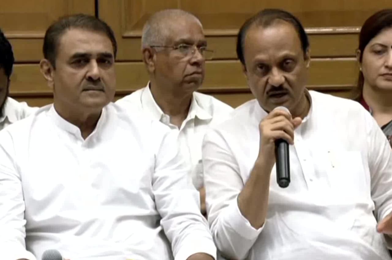किसकी NCP? अजित पवार ने बनाई नई टीम, पार्टी से निकाले गए सुनील तटकरे को बनाया प्रदेशाध्यक्ष