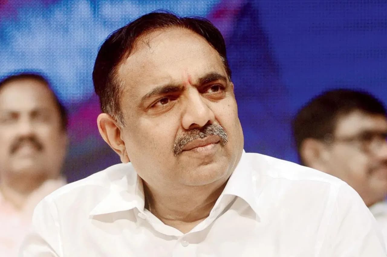 Maharashtra Politics: 'गुमराह करके कराए गए सिग्नेचर...', जयंत पाटिल ने किया बड़ा दावा