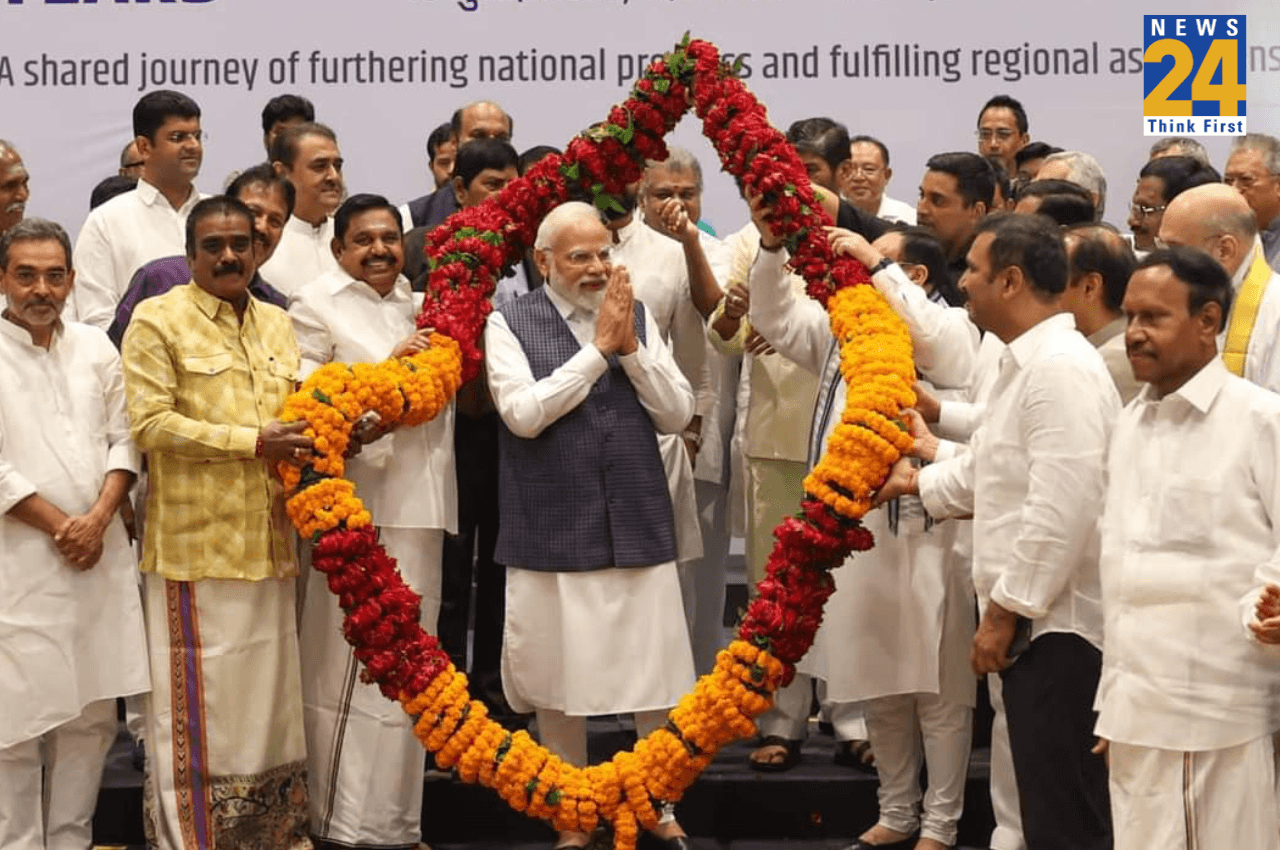 NDA Meeting: 'हमने कभी नकारात्मक राजनीति नहीं की', PM मोदी ने कसा विपक्ष पर तंज