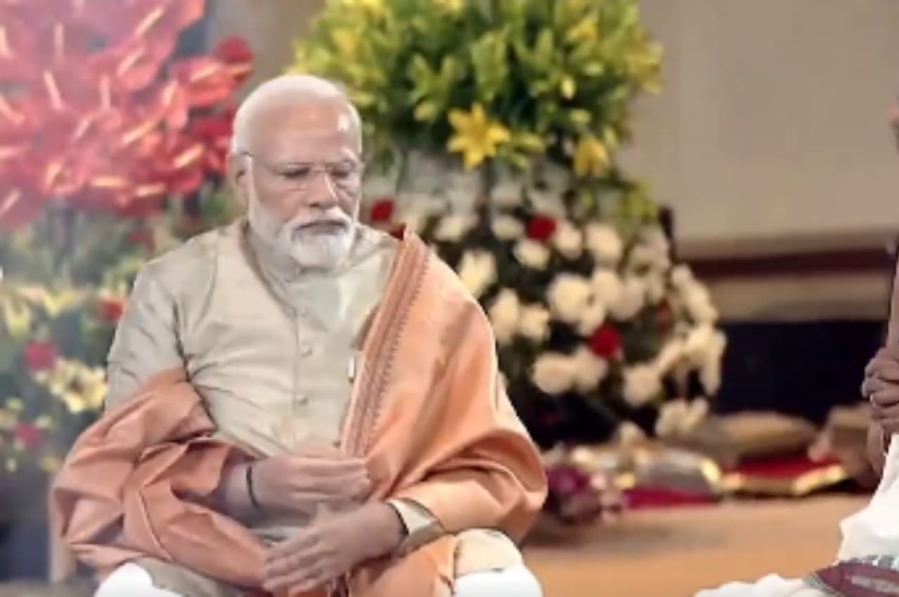 प्रधानमंत्री नरेंद्र मोदी ने आईटीपीओ परिसर में किया हवन-पूजन, 2700 करोड़ में किया गया पुनर्निर्माण