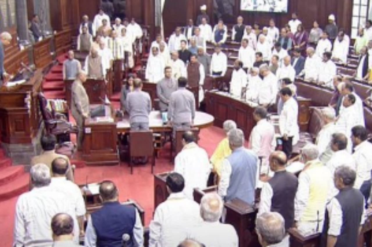 Parliament Monsoon Session Live: मणिपुर वीडियो मामले पर संसद में हंगामा, विपक्ष ने की चर्चा की मांग, दोनों सदन 2 बजे तक के लिए स्थगित