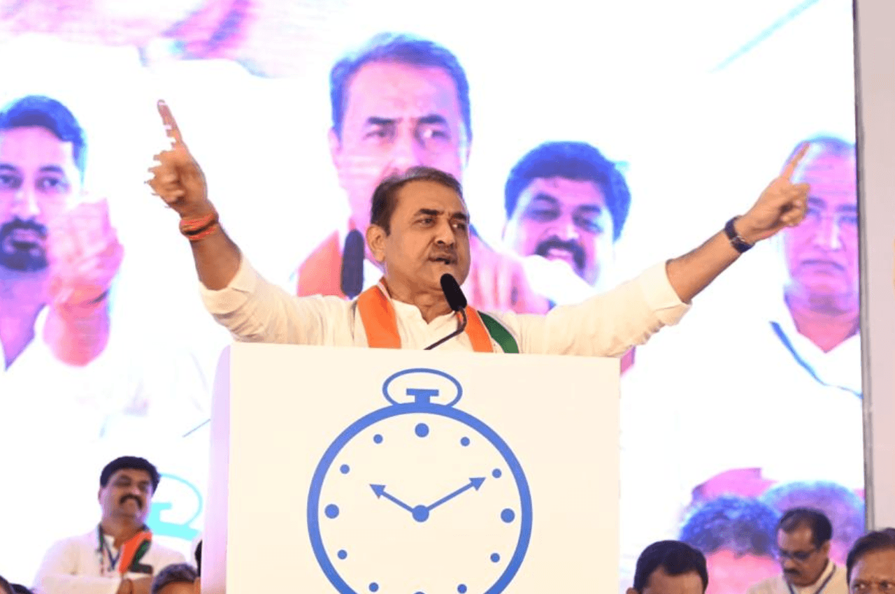 Maharashtra Politics: 'शरद पवार को फैसले लेने का हक नहीं...', प्रफुल्ल पटेल ने बगावत पर दी सफाई