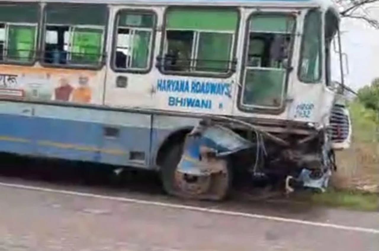 Road Accident: हरियाणा के जींद में बस-क्रूजर की टक्कर, 8 लोगों की मौत, 25 घायल