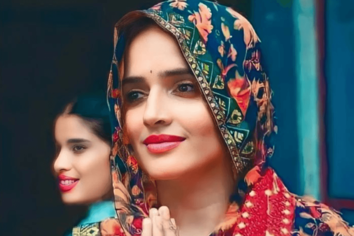 Seema Haidar: फर्राटेदार अंग्रेजी, आईडी कार्ड पर तारीख..., सीमा हैदर के एजेंट होने पर गहराया शक