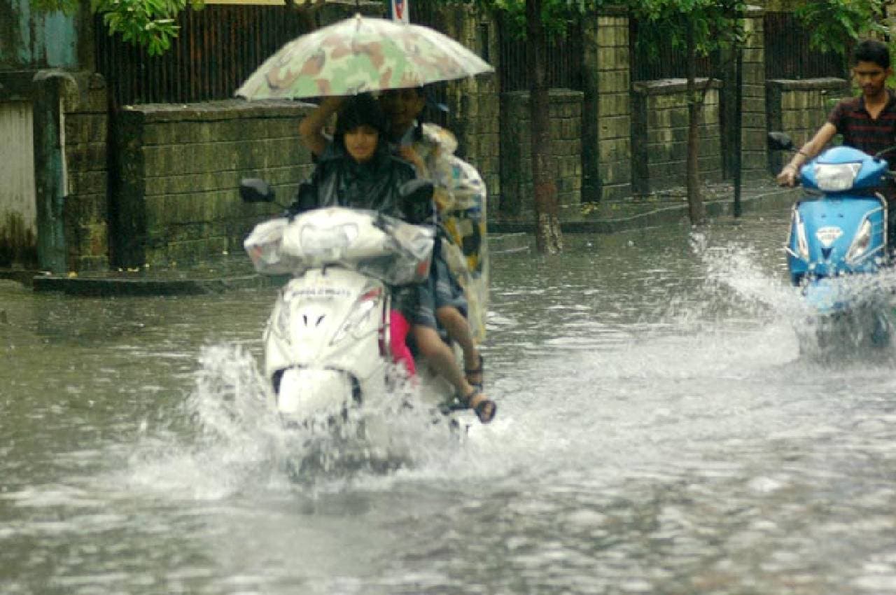 MP में झमाझम बारिश की चेतावनी, 19 जिलों में भारी बरसात का अलर्ट, सावधानी बरतने की अपील