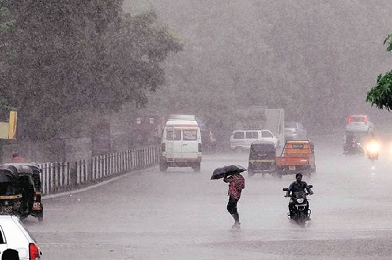 MP में झमाझम बरसात का दौर जारी, इन जिलों में भारी बारिश का येलो अलर्ट जारी, नदी नाले उफान पर