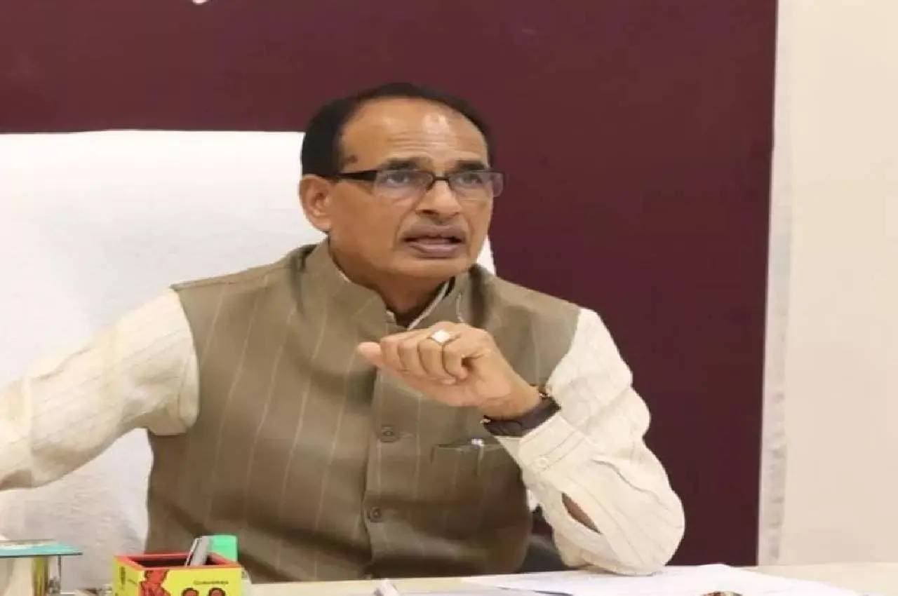MP में दर्जा प्राप्त कैबिनेट और राज्यमंत्रियों की होगी बल्ले-बल्ले, मानदेय बढ़ाने की तैयारी में शिवराज सरकार