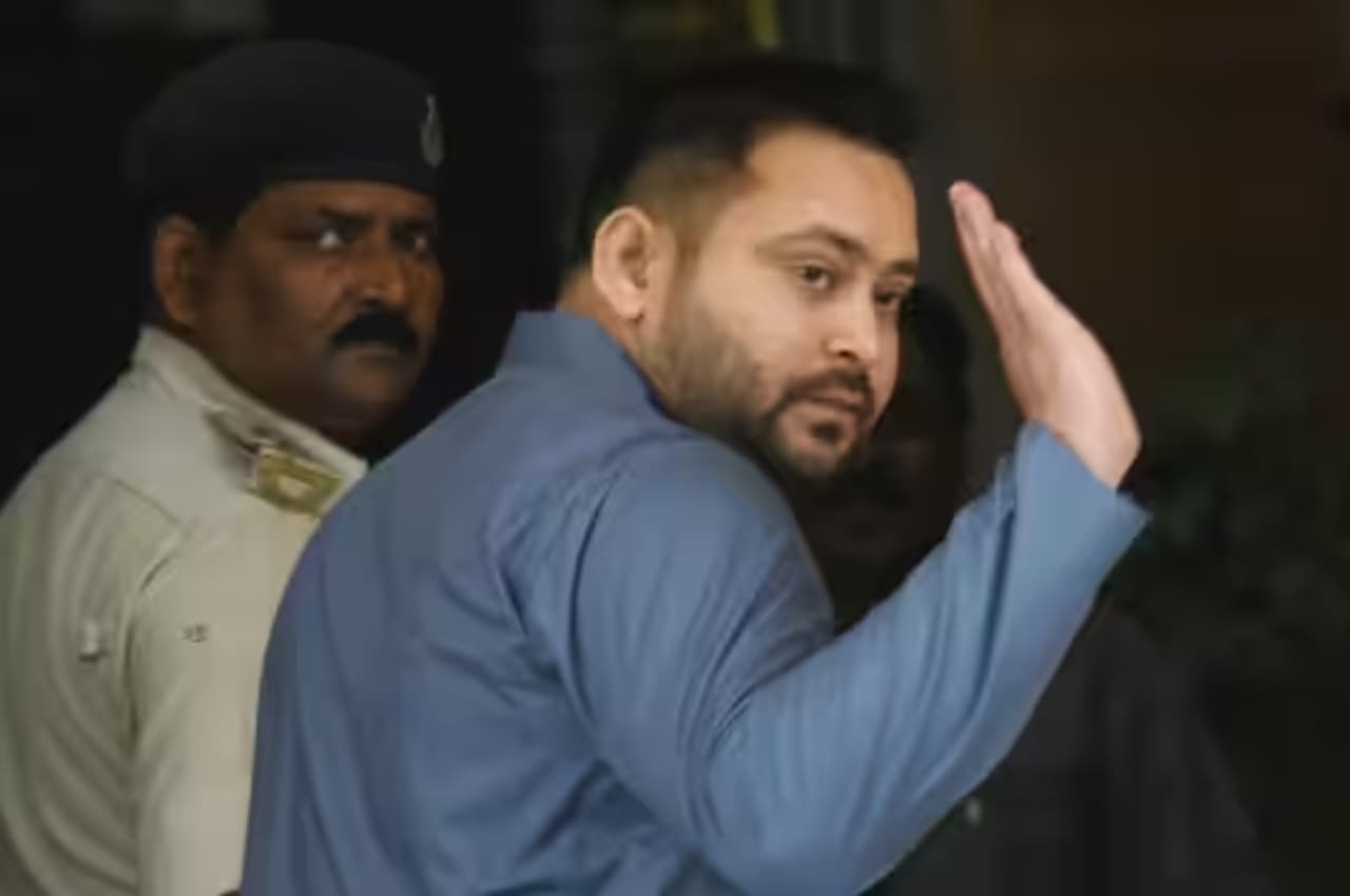 Land For Job Case: 8 अगस्त तक टली सुनवाई, CBI ने चार्जशीट में तेजस्वी यादव को बनाया आरोपी