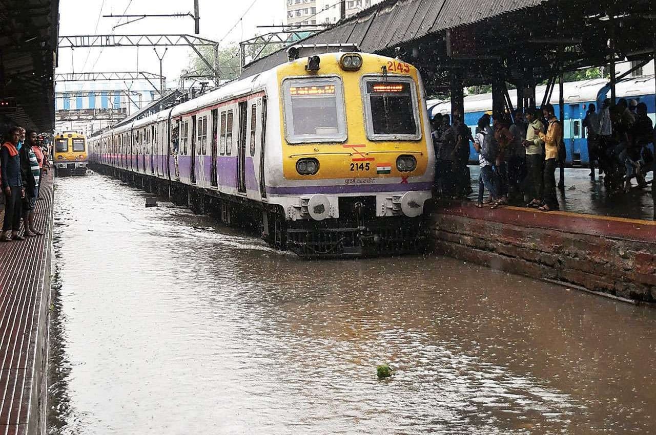 North India Rain: खराब मौसम, भारी बारिश के कारण कई ट्रेनें रद्द; पूरी लिस्ट यहां देखें