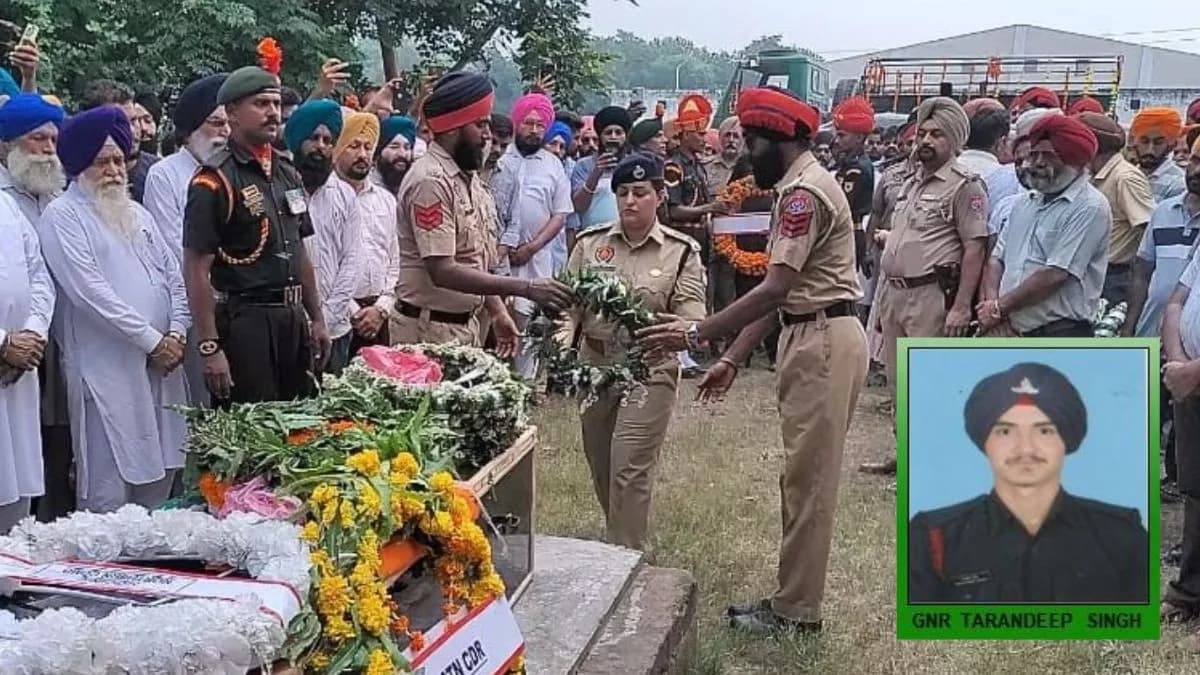 लेह हादसे में बलिदान आर्मी जवान तरनदीप को गमगीन माहौल में अंतिम विदाई; बचपन को याद कर फूट पड़े पिता