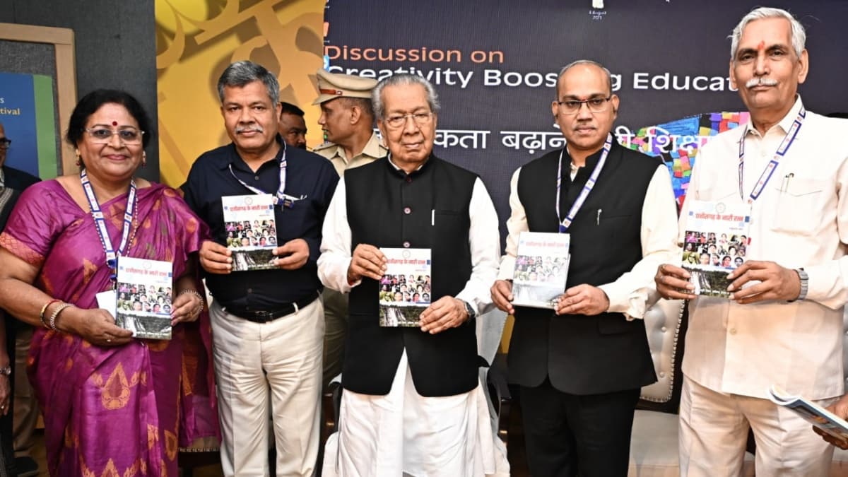 Chhattisgarh: राज्यपाल विश्वभूषण हरिचंदन ने कहा- शिक्षा में रचनात्मकता को बढ़ावा दिया जाए