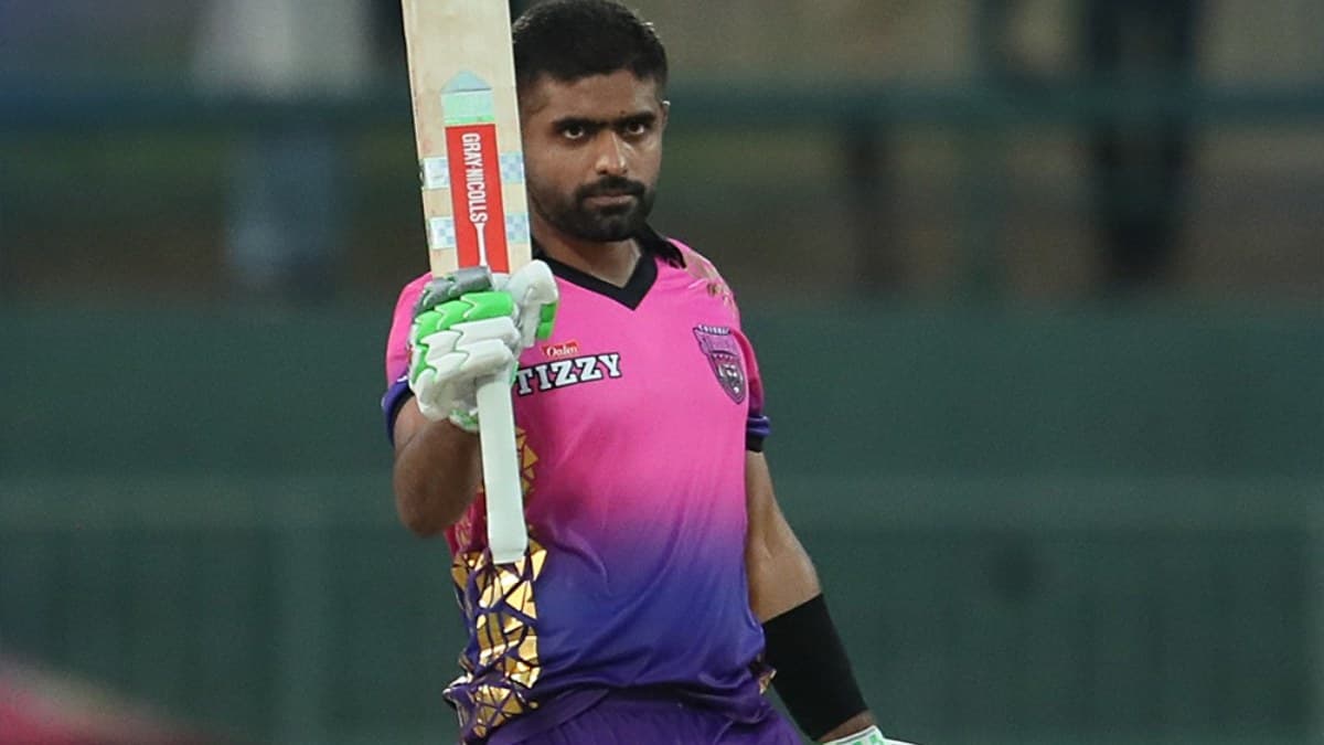 एशिया कप से पहले Babar Azam का बड़ा धमाका, सेंचुरी ठोक हासिल किया बड़ा मुकाम