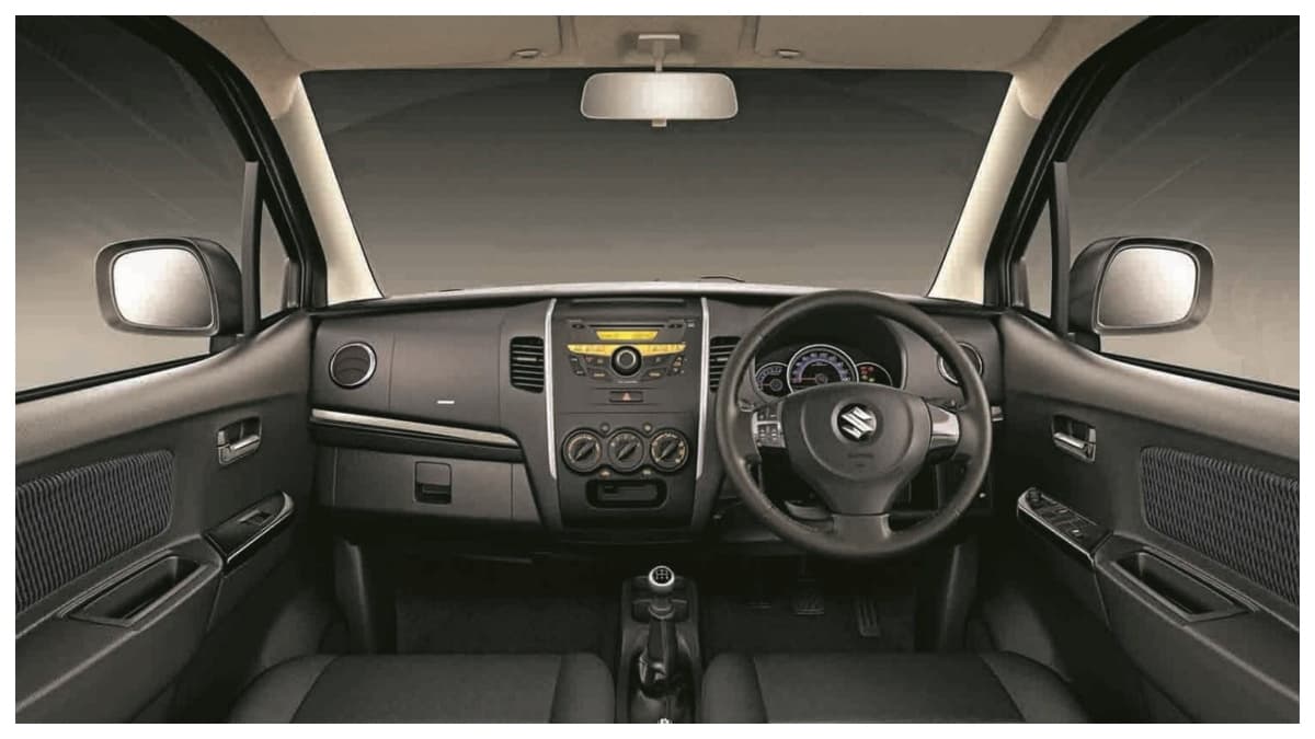 Maruti की यह कार है मिडिल क्लास की पहली पसंद, 34 की माइलेज और कीमत भी 6 लाख से कम