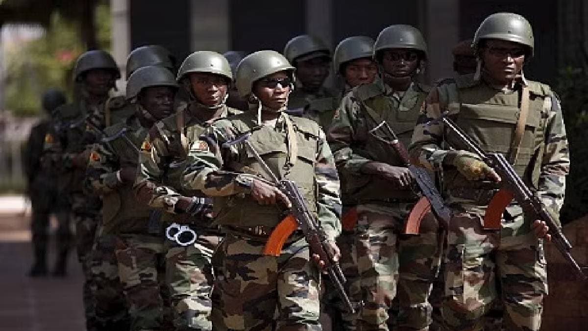 Massacre in West African nation Mali gunmen killed 21 civilians