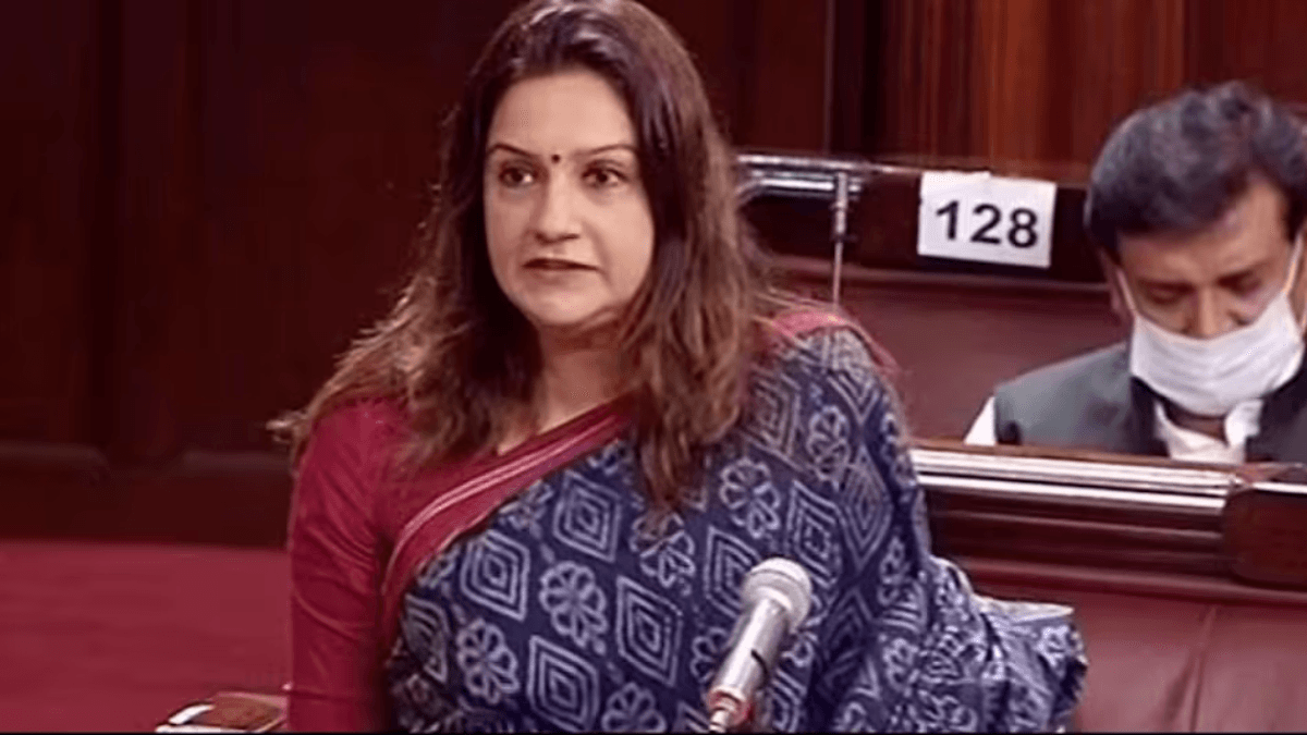 राघव चड्ढा के समर्थन में उतरीं प्रियंका चतुर्वेदी, बोलीं- 'बहुमत का मतलब विपक्ष की आवाज दबाना नहीं'