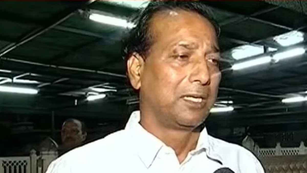 Lal Diary पर आखिर क्यों मचा है बवाल, तस्वीरों में देखें लाल डायरी के कुछ अंश
