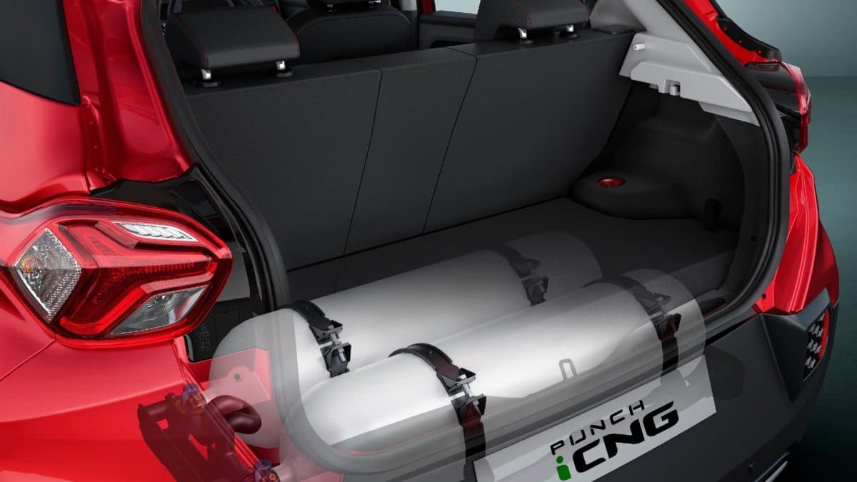 CNG लवर्स की बल्ले-बल्ले, महज 7 लाख में लॉन्च हुई Tata Punch CNG, अब Hyundai Exter का क्या होगा?