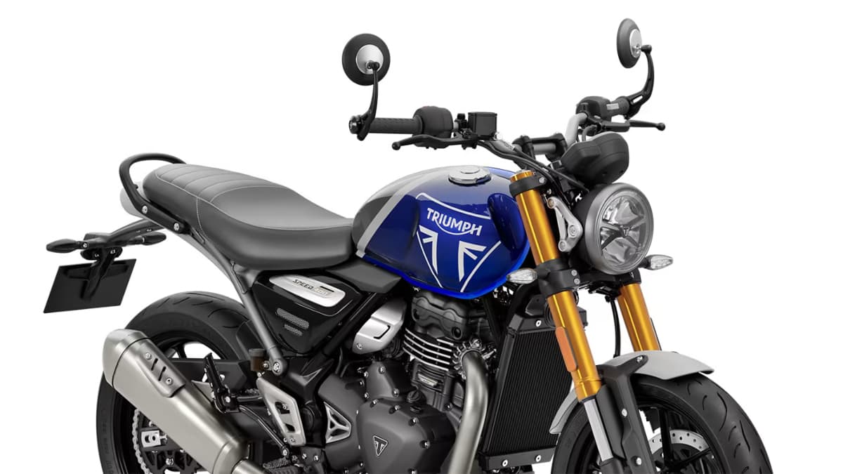 लॉन्च के बाद धड़ाधड़ हो रही Triumph की इस बाइक की बुकिंग, जानें डिटेल