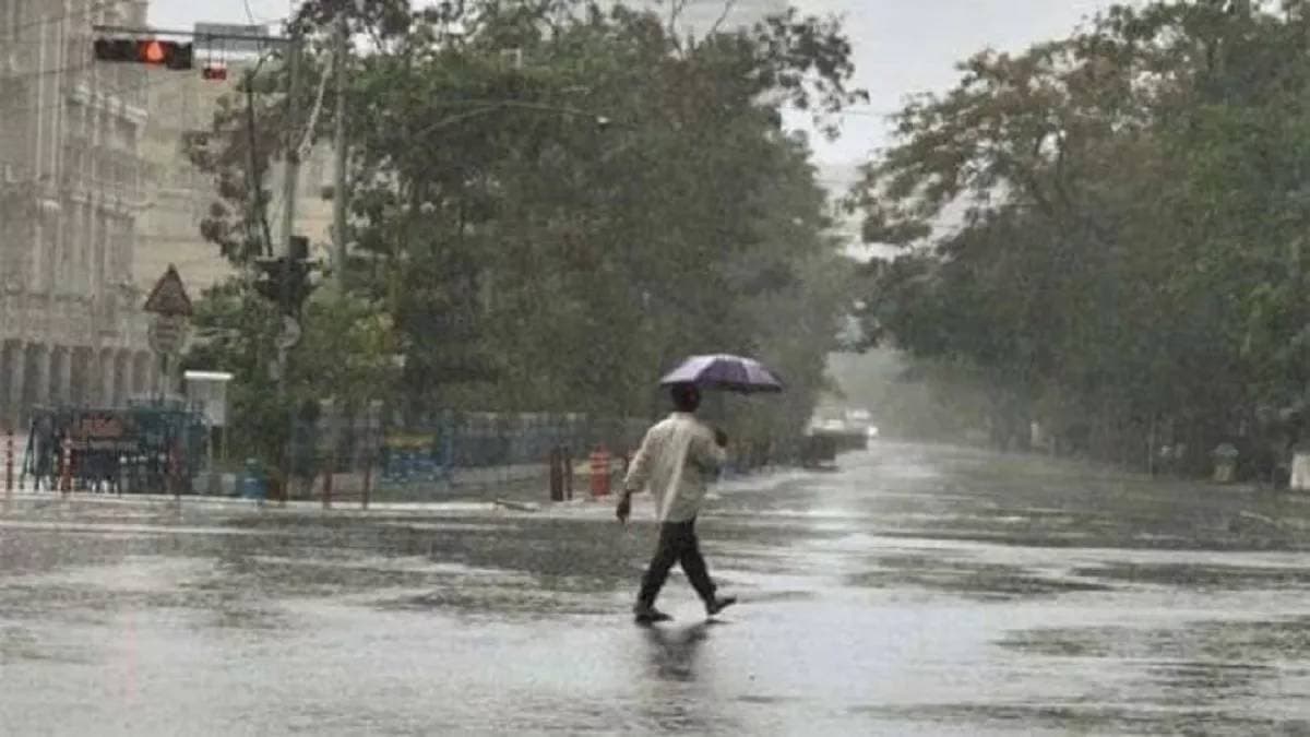 Weather Update Today : इन राज्यों में आज भारी बारिश की चेतावनी, जानें IMD का ताजा अलर्ट  