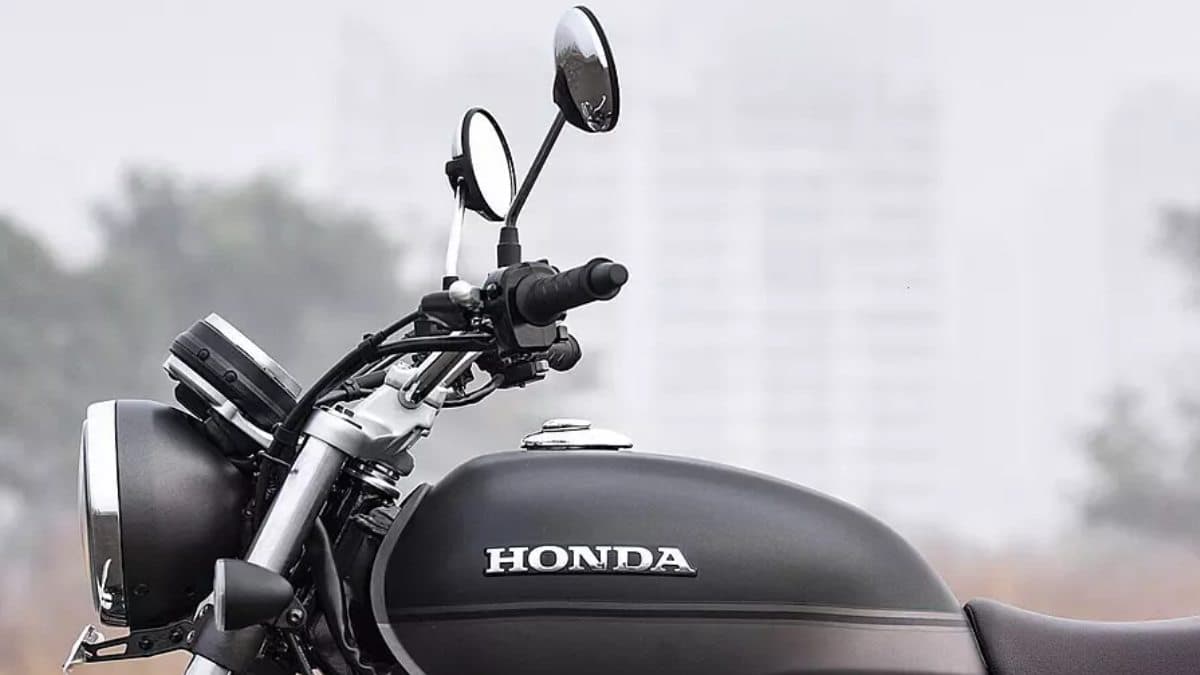 Honda का बड़ा धमाका, चुपके से बना ली Bajaj Pulsar की टक्कर की बाइक, जानें कब होगी लॉन्च?
