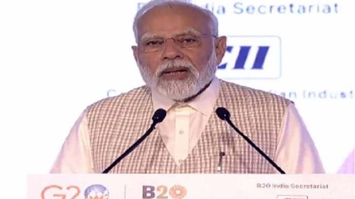 बी-20 में पीएम मोदी बोले, देश के 13.5 करोड़ लोगों को गरीबी से बाहर निकाला