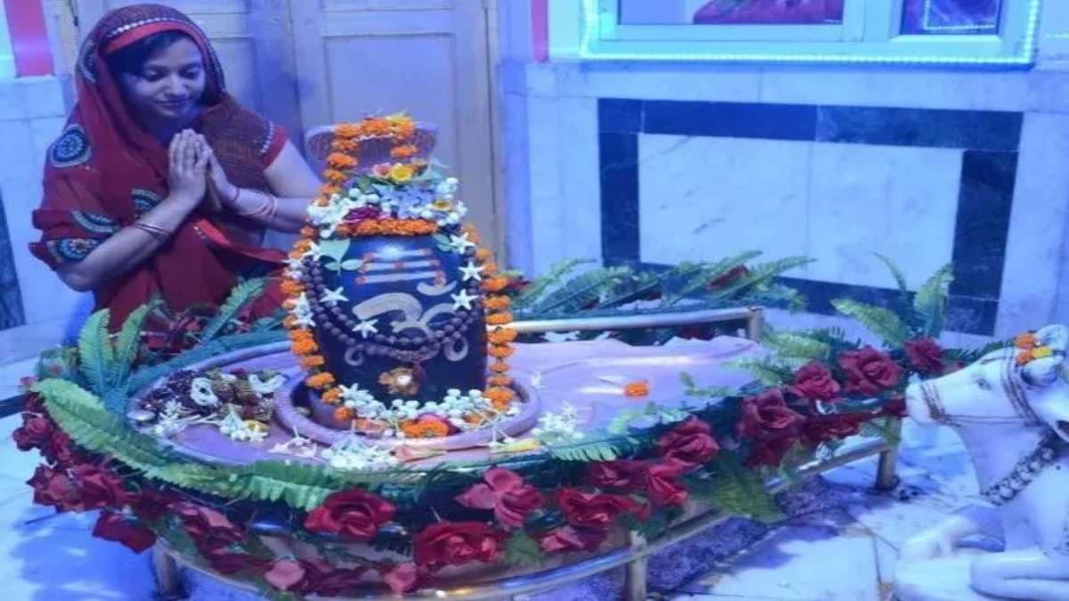 सावन सोमवार पर आज जरूर कर लें शिवजी के इस स्तोत्र का पाठ, कालसर्प दोष भी हो जाएंगे दूर