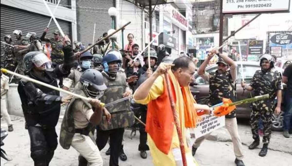पटना लाठीचार्ज मामला Patna BJP MP Lathi charge, Patna Lathi charge News, BJP MP Lathi charge News, Bihar News, Patna News