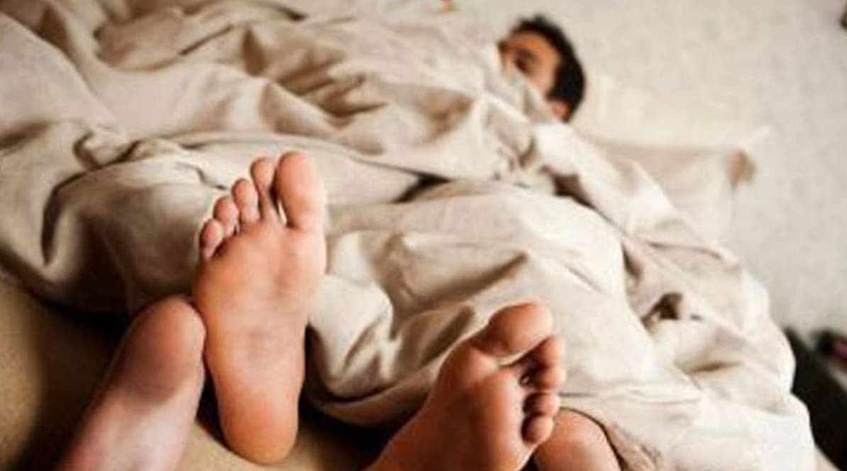 फिजिकल रिलेशन बनाते वक्त प्रेमी जरूर रखें ध्यान; कहीं आपका डर ले न ले आपकी माशूका की जान