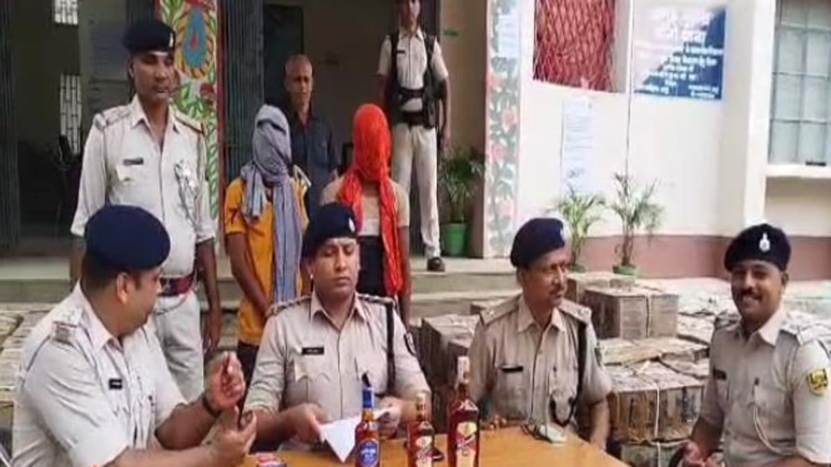 रिकॉर्डिंग टली तो तस्कर बना Youtuber; 20 हजार के चक्कर में धरा गया 25 लाख की शराब के साथ