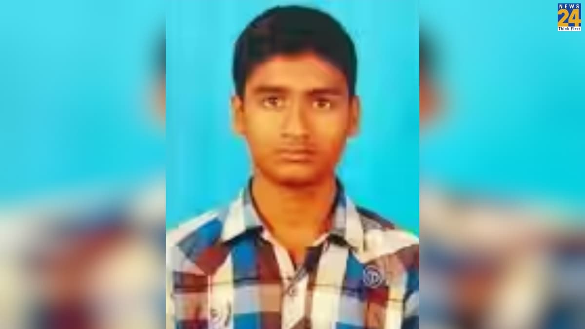 साइबर फ्रॉड करके साइबर सिक्योरिटी फर्म खोलना चाहता था IIIT ग्रेजुएट; वेबसाइट हैक कर रिवॉर्ड पॉइंट से खरीदा करोड़ों का सोना-चांदी