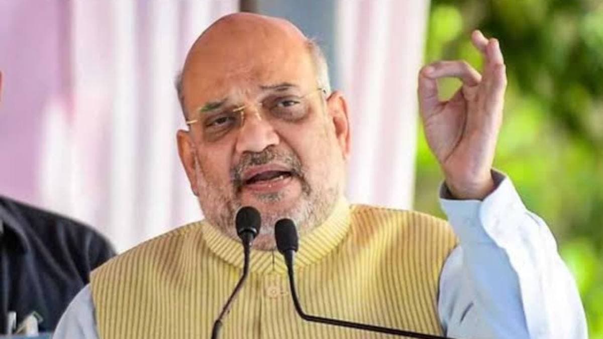 गुजरात : अमित शाह ने आधी रात से सुबह तक बीजेपी नेताओं के साथ की बैठक, क्या संगठन में होगा बदलाव