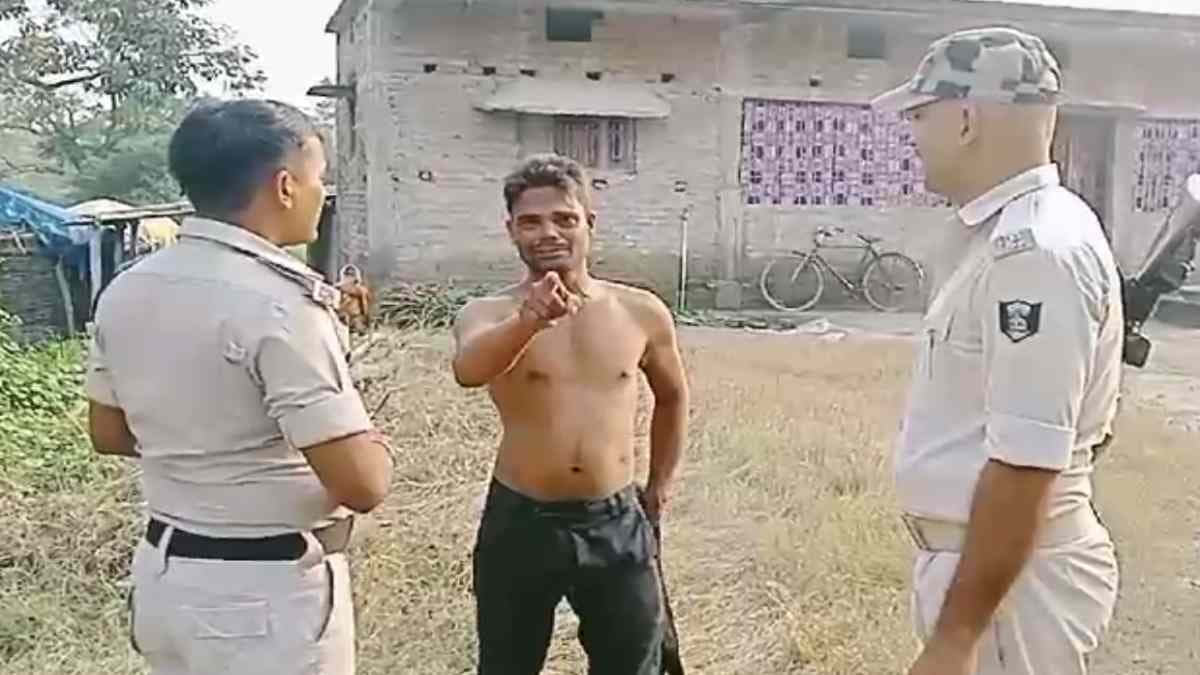 'मैंने पी नहीं है, मुझे पिलाई गई है'... बिहार में बीच सड़क शराबी ने काटा बवाल