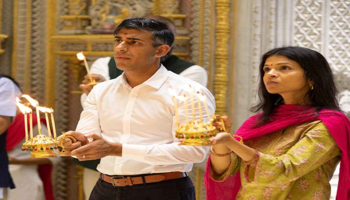 G-20 Summit में पहुंचे ब्रिटिश पीएम ऋषि सुनक उनकी पत्नी अक्षता मूर्ति की फोटोज सोशल मीडिया पर वायरल